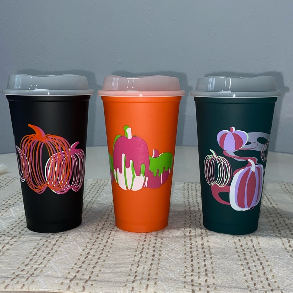 Starbucks 2023 Glow in the dark reusable hot cups Halloween